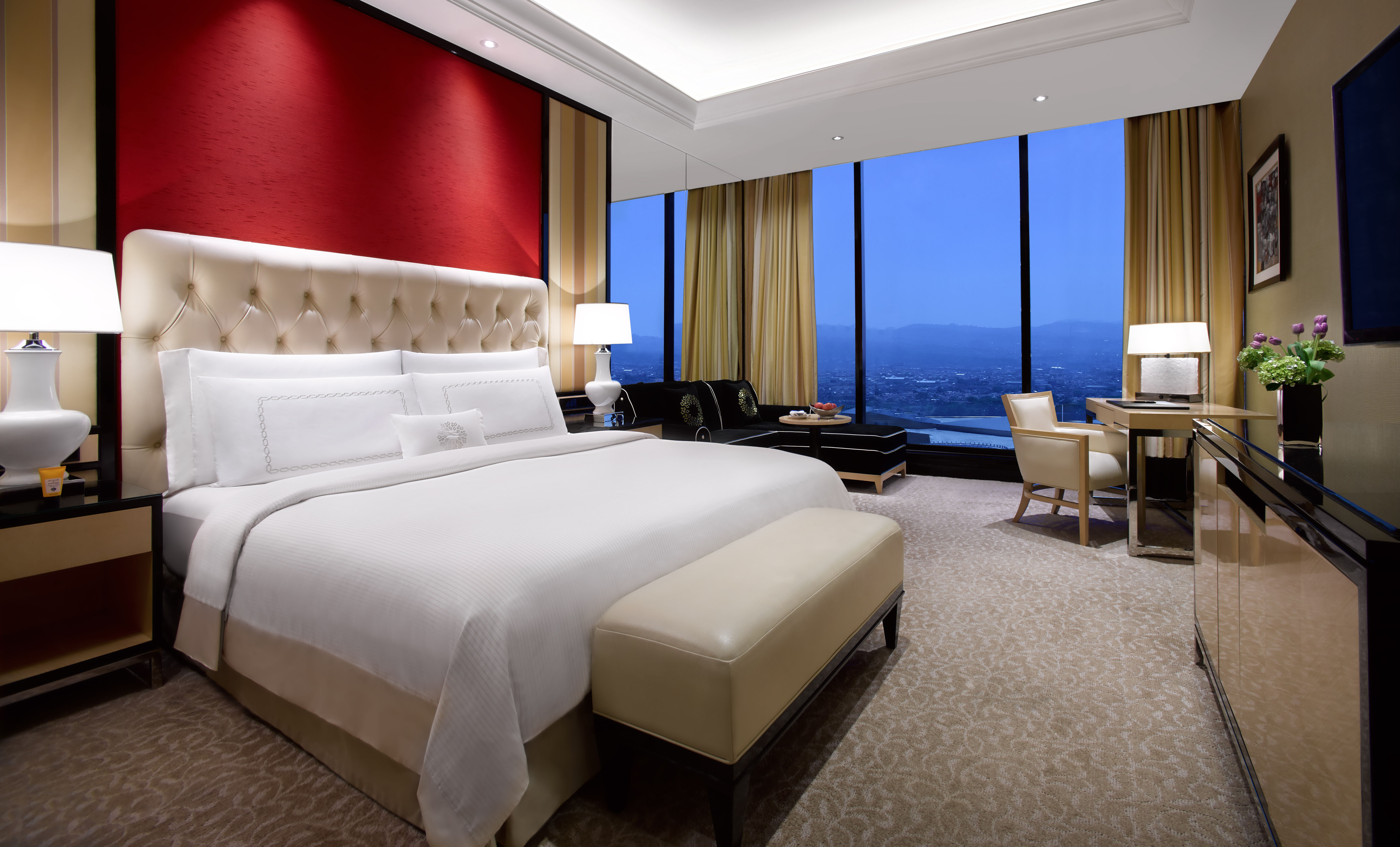 Premier Room